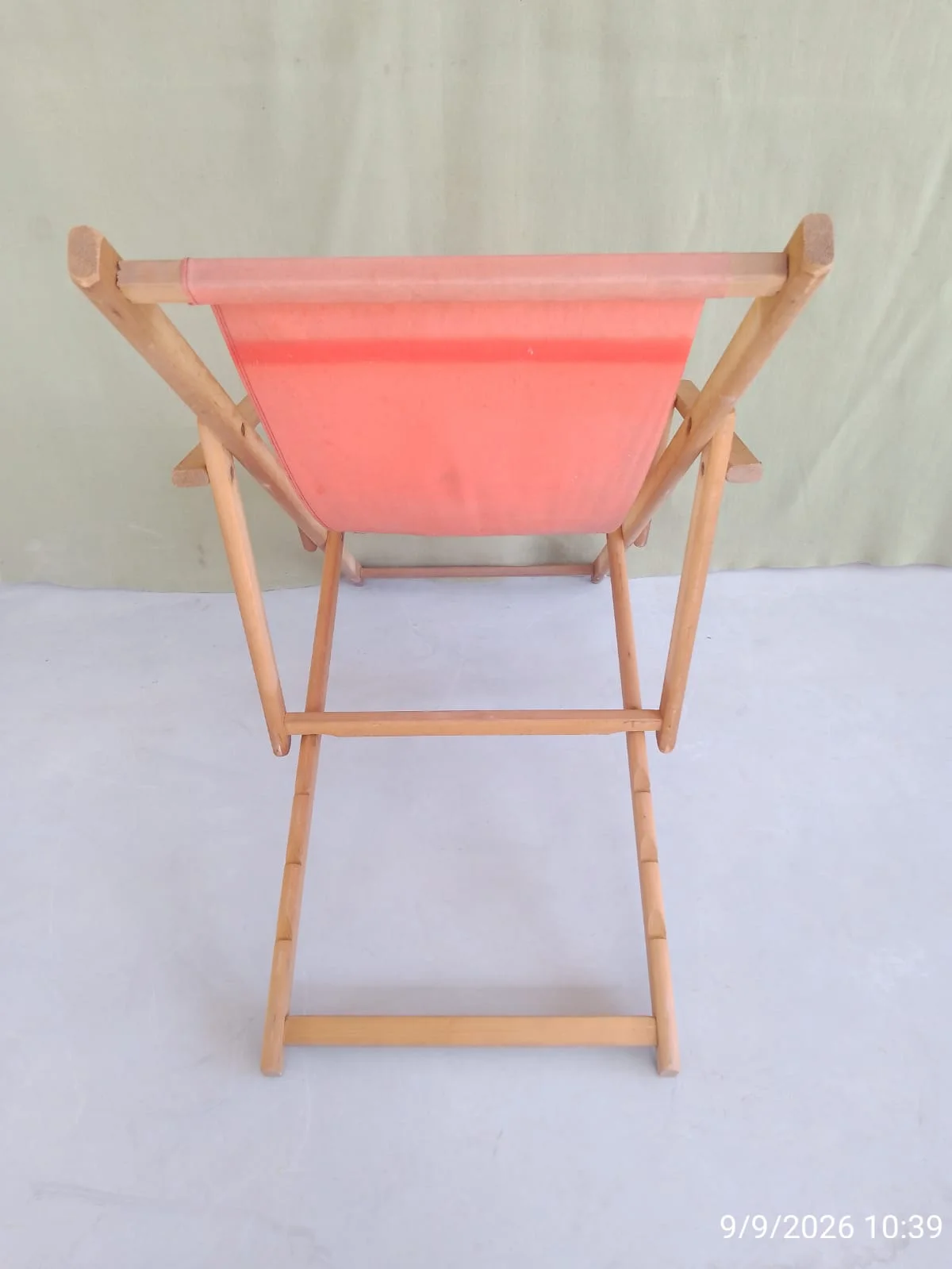 Reposera de madera y tela plegable roja — foto 10