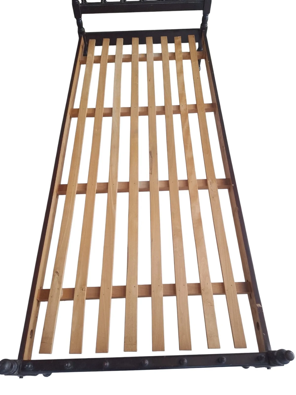 Cama de madera torneada estilo español — foto 6