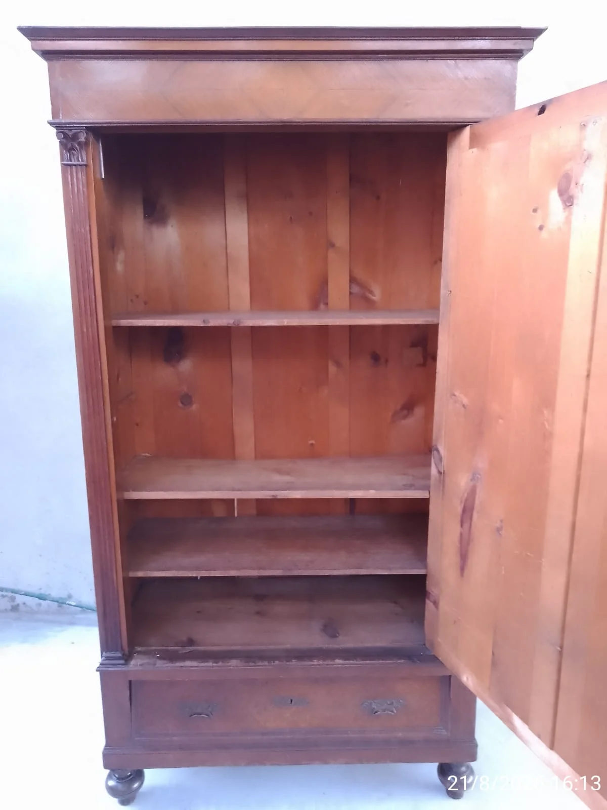 Ropero antiguo de madera maciza 1 cajón y espejo — foto 8