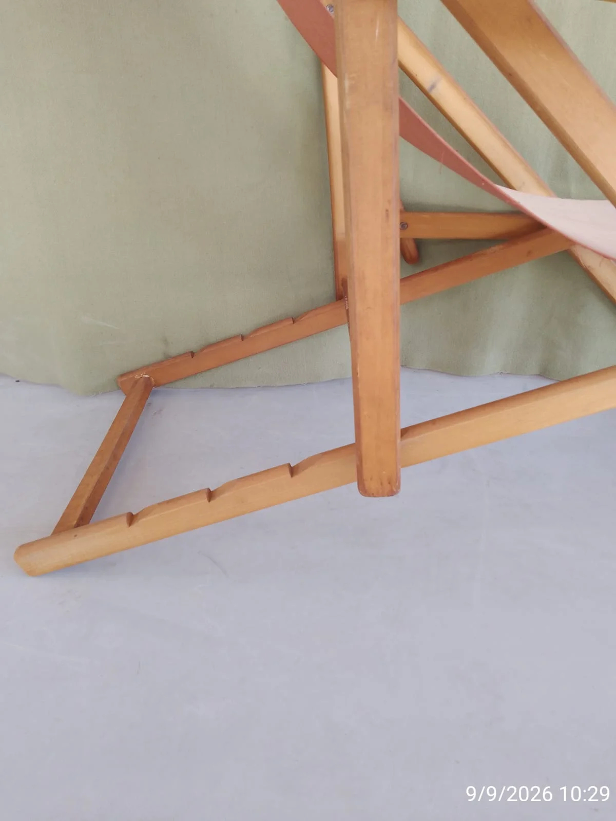 Reposera plegable de madera y tela — foto 8