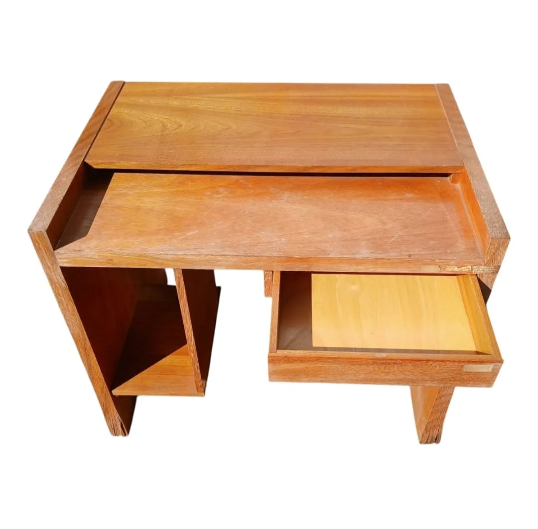 Escritorio De Madera Enchapada